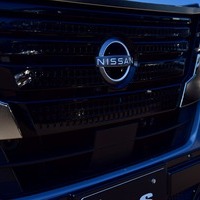 CRSパッケージ　グランドプレミアムGX　2WD　2000cc　ガソリンのサムネイル