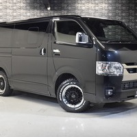 7 ワイルドパッケージ ハイエース S-GL DPⅡ 4WD 2800CC ディーゼル車 5人乗りのサムネイル