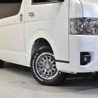 14 ワイルドパッケージ ハイエース S-GL DPⅡ 2WD 2800CC ディーゼル車 5人乗りのサムネイル