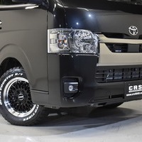 7 ワイルドパッケージ ハイエース S-GL DPⅡ 4WD 2800CC ディーゼル車 5人乗りのサムネイル