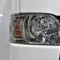 令和2年式 ハイエース S-GL DP-Ⅱ 4WD 2800cc（ディーゼル車）5人乗車 2.6万ｋｍのサムネイル