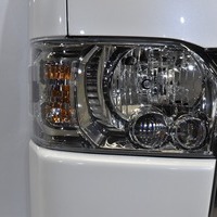 １ CRSパッケージ ハイエース S-GL DPⅡ 2WD 2,000CC ガソリン車 5人乗りのサムネイル