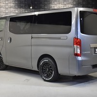 12 キャラバン GRANDプレミアムGX 4WD 2500CC ディーゼル車 2/5人乗りオリジナルコンプリートのサムネイル