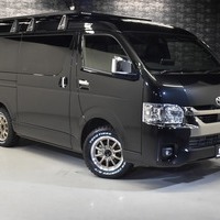 15 ワイルドパッケージ ハイエース S-GL DPⅡ 2WD 2,700CC ガソリン車 5人乗りのサムネイル