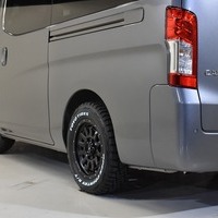 12 キャラバン GRANDプレミアムGX 4WD 2500CC ディーゼル車 2/5人乗りオリジナルコンプリートのサムネイル