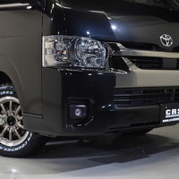 15 ワイルドパッケージ ハイエース S-GL DPⅡ 2WD 2,700CC ガソリン車 5人乗りのサムネイル