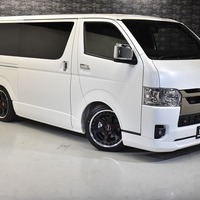 19 スタイルパッケージ ハイエース S-GL DPⅡ 2WD 2000CC ガソリン車 5人乗りのサムネイル