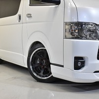 19 スタイルパッケージ ハイエース S-GL DPⅡ 2WD 2000CC ガソリン車 5人乗りのサムネイル