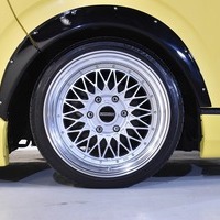 平成29式 ハイエース S-GL 2WD 2000cc（ガソリン車）5人乗車 3.8万ｋｍのサムネイル