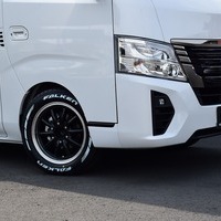 キャラバン 2WD 2000cc ガソリン 2/5人乗り ピュアホワイトパール3コートパール オリジナルPKGのサムネイル