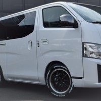 キャラバン 2WD 2000cc ガソリン 2/5人乗り ピュアホワイトパール3コートパール オリジナルPKGのサムネイル