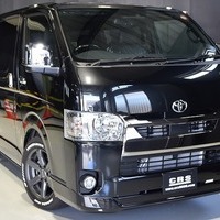 3 CRSパッケージ ハイエース S-GL DPⅡ 2WD 2,000CC ガソリン車 5人乗りのサムネイル