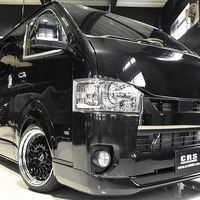 13 スタイルパッケージ ハイエース S-GL DPⅡ 2WD 2,000CC ガソリン車 5人乗りのサムネイル