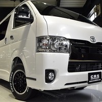 12　ファミリーパッケージ ハイエース S-GL DPⅡ 2WD 2,800CC ディーゼル車 5人乗りのサムネイル