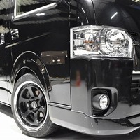 6 スタイルパッケージ ハイエース S-GL DPⅡ 2WD 2,800CC ディーゼル車 5人乗りのサムネイル