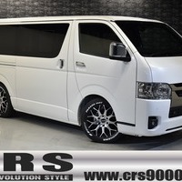 3 ファミリーPKG ハイエース S-GL DPⅡ 2WD 2,000CC ガソリン車 5人乗りのサムネイル