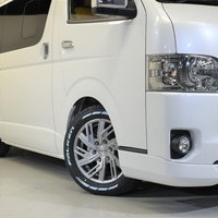 11 オリジナルコンプリート ハイエース S-GL DPⅡ 2WD 2,000CC ガソリン車 5人乗りのサムネイル