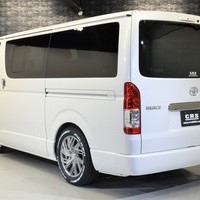 11 オリジナルコンプリート ハイエース S-GL DPⅡ 2WD 2,000CC ガソリン車 5人乗りのサムネイル