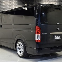 6 スタイルパッケージ ハイエース S-GL DPⅡ 2WD 2,000CC ガソリン車 5人乗りのサムネイル