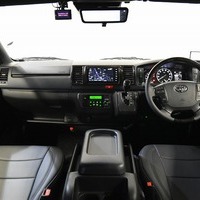 令和3年式 ハイエース S-GL DP 2WD 2,800CC (ディーゼル車) 5人乗車 0.27万ｋｍのサムネイル
