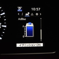 5 ワイルドPKG ハイエース S-GL DPⅡ 4WD 2,800CC ディーゼル車 5人乗りのサムネイル