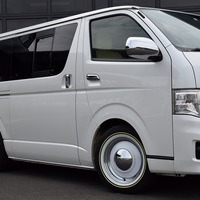 3型ハイエース 2,000cc ガソリン  2/5人乗り ホワイトパールクリスタルシャインのサムネイル