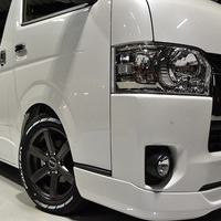 5 CRSパッケージ ハイエース S-GL DPⅡ 2WD 2,800CC ディーゼル車 5人乗りのサムネイル