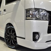 2 CRS PKG ハイエース S-GL DPⅡ 2WD 2,800CC ディーゼル車 5人乗りのサムネイル