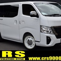 ニッサン キャラバン 2WD 2,000cc  2/5人乗り ピュアホワイトパール3コートパールのサムネイル
