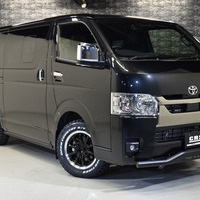 7 ワイルドPKG ハイエース S-GL DPⅡ 4WD 2,800CC ディーゼル車 5人乗りのサムネイル