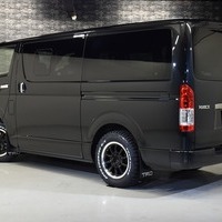 7 ワイルドPKG ハイエース S-GL DPⅡ 4WD 2,800CC ディーゼル車 5人乗りのサムネイル