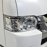 平成26年式 ハイエース S-GL 2WD 2,700CC (ガソリン車) 5人乗車 5.44万ｋｍのサムネイル