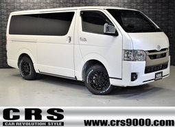 8 CRSコンプリート ハイエース S-GL DPⅡ 4WD 2,800CC ディーゼル車 5人乗り