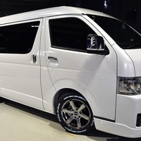 4⃣ CRS-PKG ハイエース S-GL DPⅡワイド 2WD 2,700CC ガソリン車 5人乗り 即納車のサムネイル