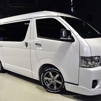 4⃣ CRS-PKG ハイエース S-GL DPⅡワイド 2WD 2,700CC ガソリン車 5人乗り 即納車のサムネイル