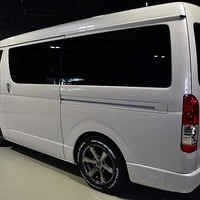 4⃣ CRS-PKG ハイエース S-GL DPⅡワイド 2WD 2,700CC ガソリン車 5人乗り 即納車のサムネイル