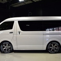 4⃣ CRS-PKG ハイエース S-GL DPⅡワイド 2WD 2,700CC ガソリン車 5人乗り 即納車のサムネイル