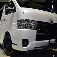 3⃣ 4WD-PKG JAOS ハイエース 4WD 2,800CC ディーゼル車 5人乗り 即納車のサムネイル