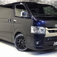 8 CRS-PKG ハイエース  S-GL DPⅡ 2WD 2,800CC ディーゼル車 5人乗りのサムネイル