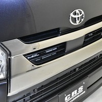 8 CRS-PKG ハイエース  S-GL DPⅡ 2WD 2,800CC ディーゼル車 5人乗りのサムネイル