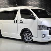 平成29年式 ハイエース ワイドボディ S-GL DP 2WD 2,700cc (ディーゼル) 5人乗車 9.10万kmのサムネイル