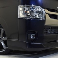 4 CRS-PKG ハイエース  S-GL DPⅡ 2WD 2,000CC ガソリン車 5人乗りのサムネイル