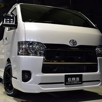 7⃣ CRS-PKG ハイエース S-GL DPⅡ 2WD 2,800CC ディーゼルターボ 5人乗り 即納車のサムネイル