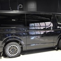 8⃣ CRSクロカンスタイル ハイエース S-GL DPⅡ 4WD 2,800CC ディーゼル車 5人乗り 即納車のサムネイル