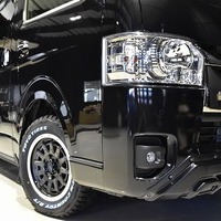 8⃣ CRSクロカンスタイル ハイエース S-GL DPⅡ 4WD 2,800CC ディーゼル車 5人乗り 即納車のサムネイル