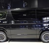 8⃣ CRSクロカンスタイル ハイエース S-GL DPⅡ 4WD 2,800CC ディーゼル車 5人乗り 即納車のサムネイル