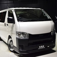 5⃣ コントラスト-PKG ハイエース DX 2WD 2,000CC ガソリン車 5Dr 3/6人乗り 即納車のサムネイル