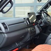 ハイエースDPⅡ　２WD　2000㏄　2/5人乗り　ブラックマイカ　オーディオパッケージのサムネイル