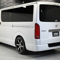 令和4年式 ハイエース S-GL DPⅡ 2WD 2,000cc (ガソリン車) 5人乗車 0.16万ｋｍのサムネイル