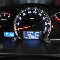 令和1年式 ハイエース S-GL DPⅡ 2WD 2,800cc（ディーゼル車）5人乗車 2.08万㎞のサムネイル